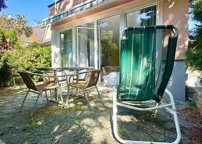 Otel Apartment 4*